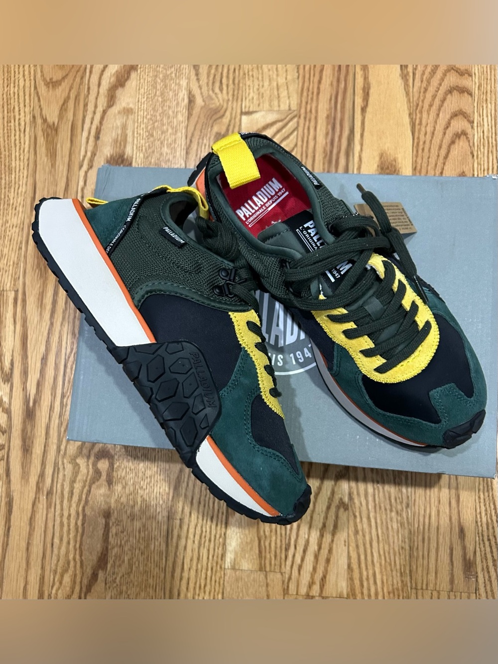 Palladium Sneakers - Picture 3 of 11